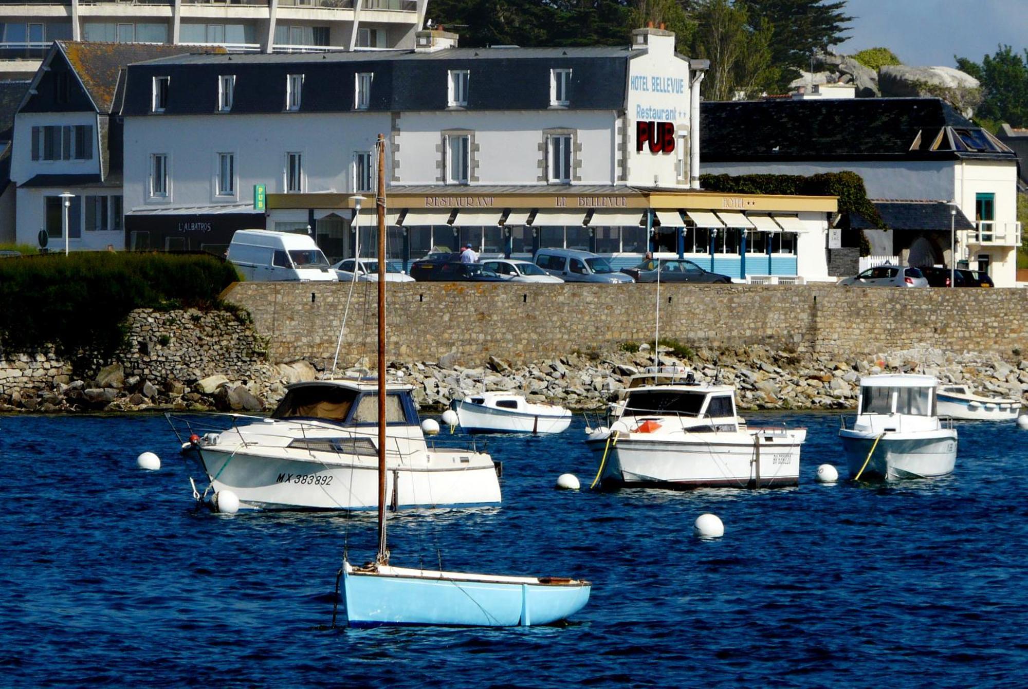 Logis Hotel Bellevue Roscoff Exteriör bild