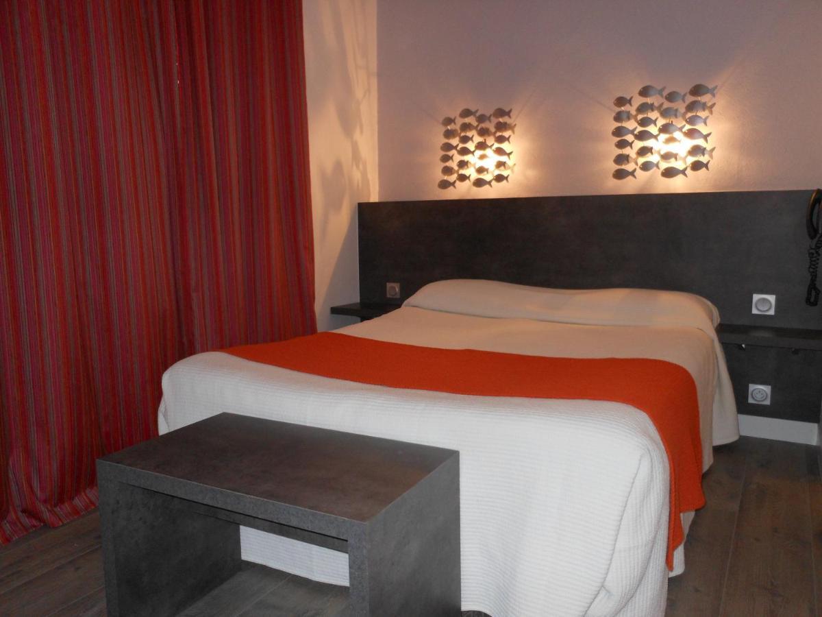 Logis Hotel Bellevue Roscoff Exteriör bild